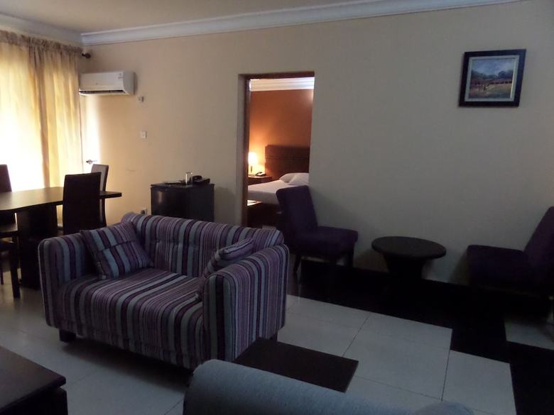 Excellence Hotel
