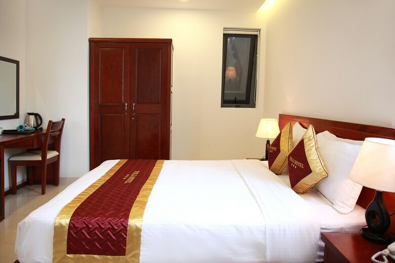 Tolia Hotel