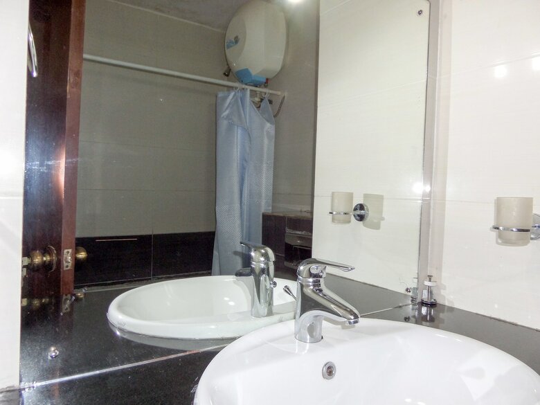 Le Real Hotel