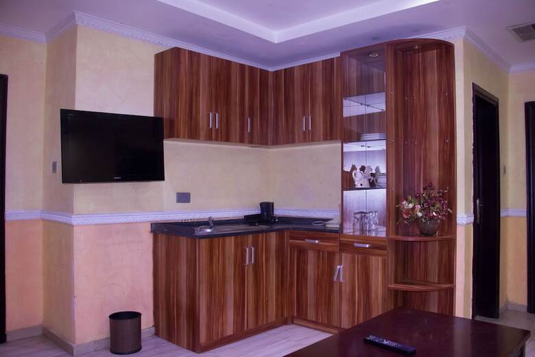 Excel Oriental Hotel And Suites