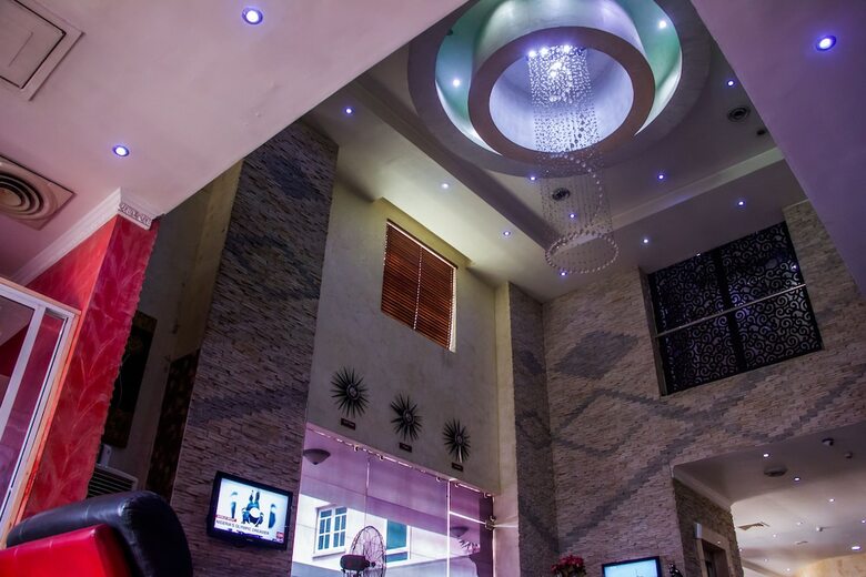 Excel Oriental Hotel And Suites