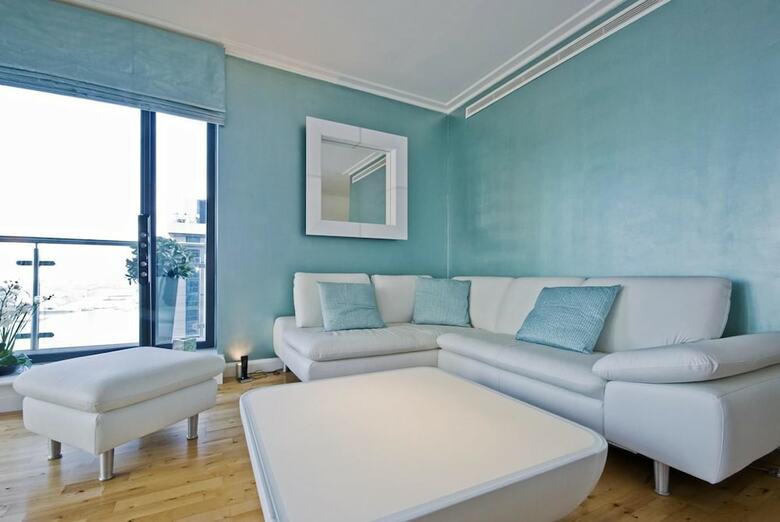 Canary Wharf Waterfront Apartments