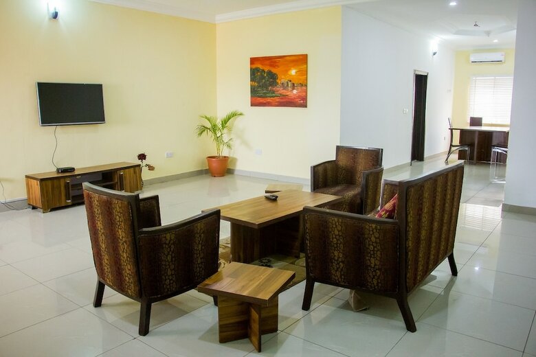 Ken Kol Apartments And Suites