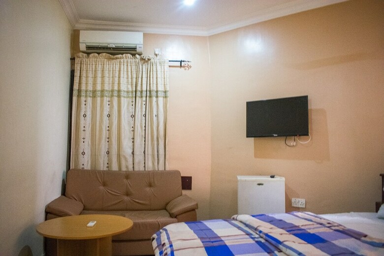 Isno Hotels Limited