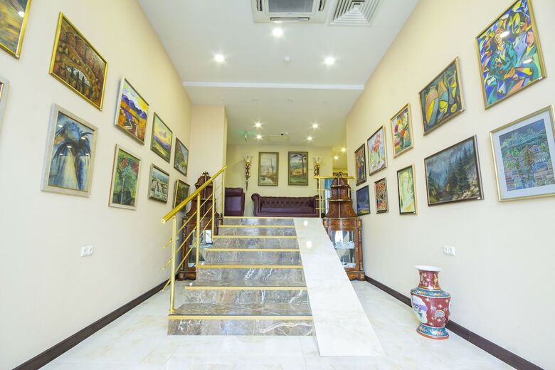 Velvet Hotel
