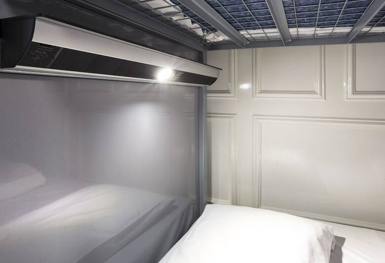 Hostal Astor Kensington Hostel