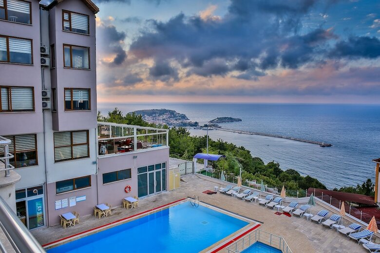Diamond Hotel