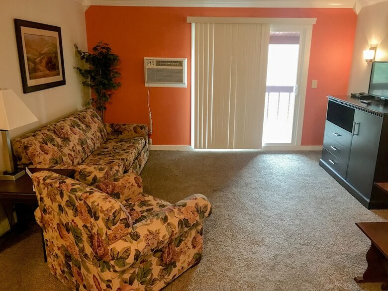 Hotel Carriage House Country Club