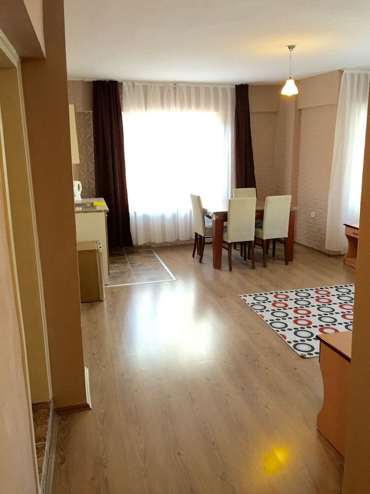 Hotel Elit Apartments