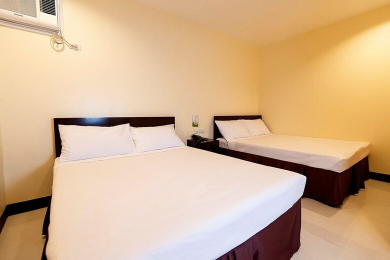 Hotel Winzelle Suites