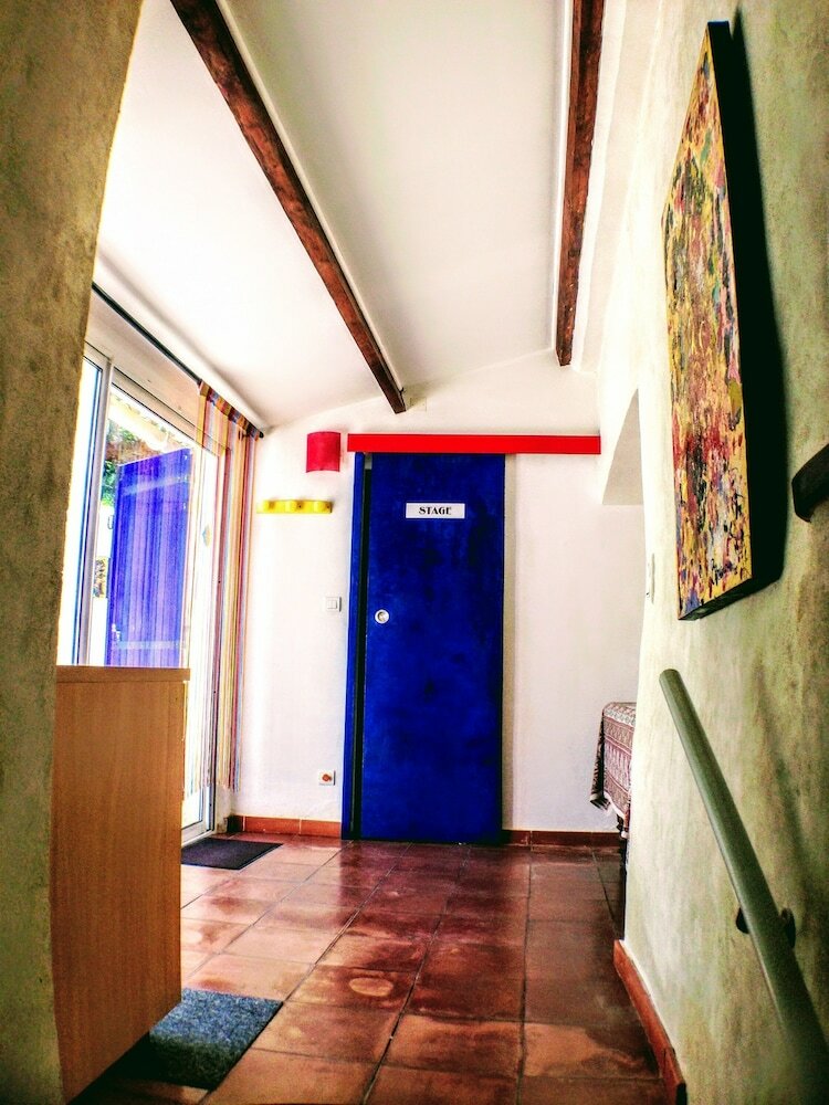 Bed & Breakfast Les Maquinols Estate