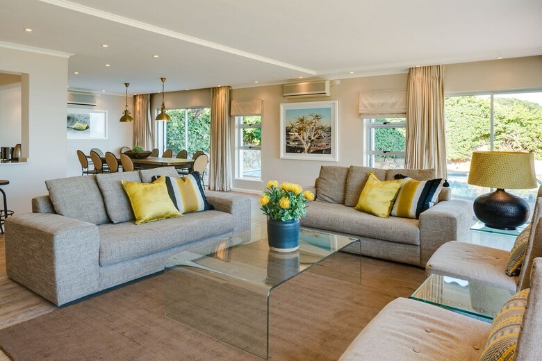 Villa 15 Woodford