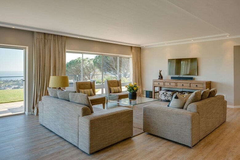 Villa 15 Woodford