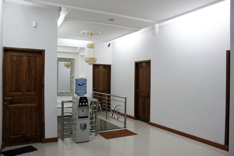 Rene Hotel