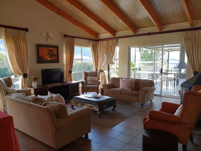 Ash River Lodge B&B