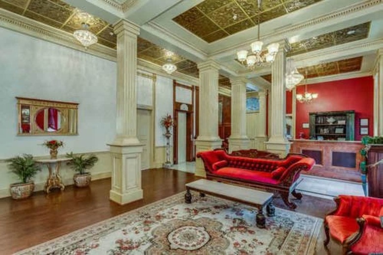Bed & Breakfast Historic Elgin Hotel