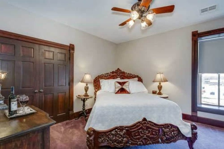 Bed & Breakfast Historic Elgin Hotel