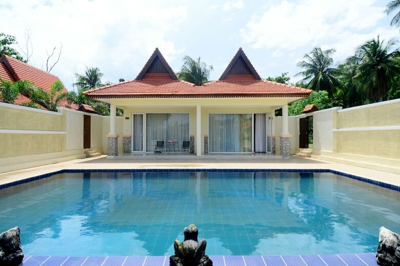 Hotel Istana Pool Villas & Spa
