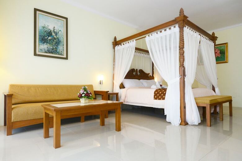 Hotel Istana Pool Villas & Spa