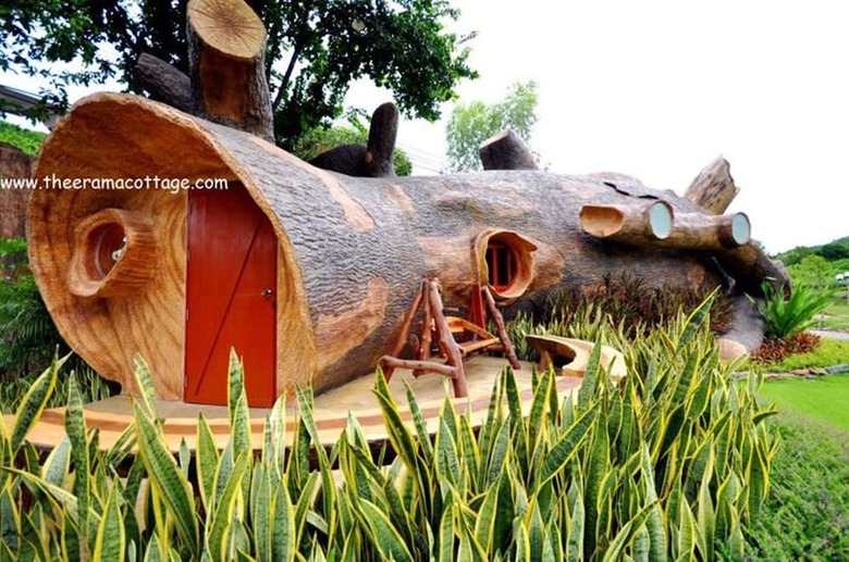 Hotel Theerama Cottage Resort