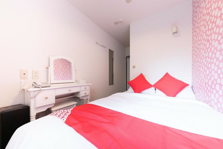 Oyo Hotel Art Inn Namba