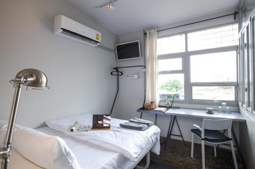 Hostal 2w Bed & Breakfast Bangkok