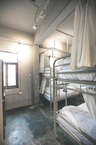 Hostal 2w Bed & Breakfast Bangkok