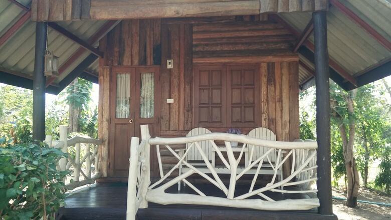 Hotel Tewdoi Garden Resort