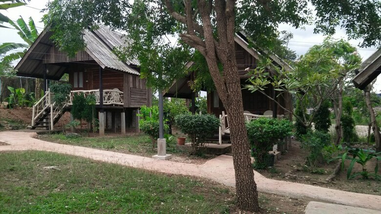 Hotel Tewdoi Garden Resort