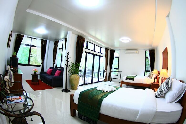 Hotel Silver Garden Resort