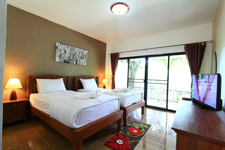 Hotel Silver Garden Resort