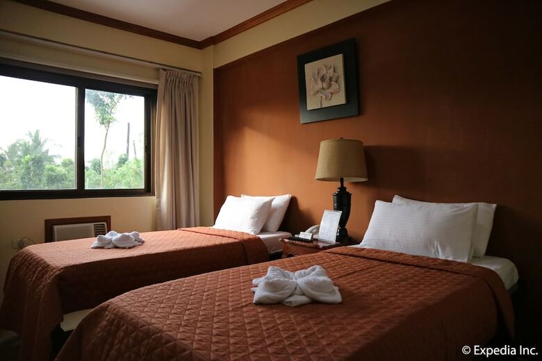 Spring Plaza Hotel