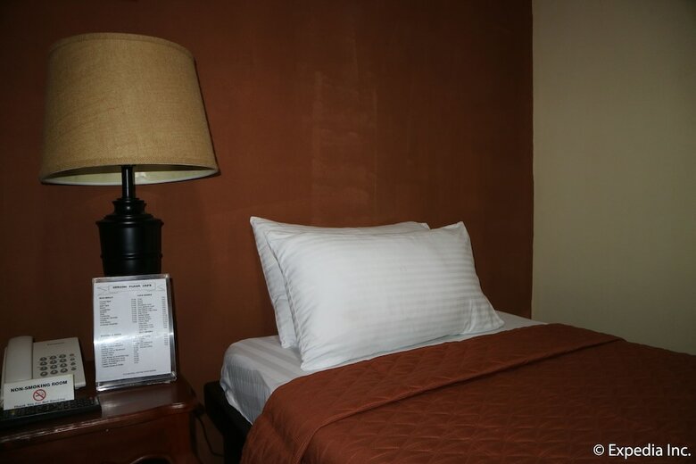 Spring Plaza Hotel