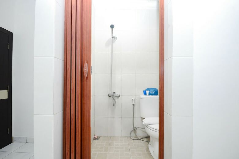 Hotel Airy Pasar Baru Selat Panjang 11 Medan