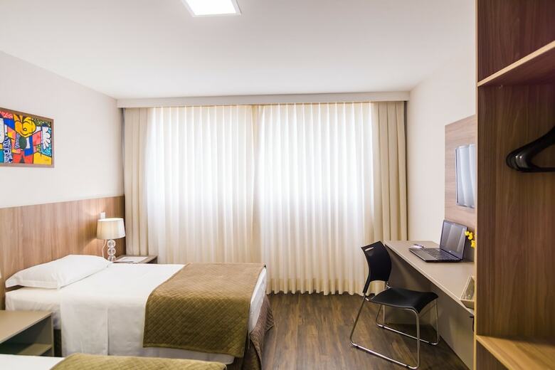 Innovare Slim Hotel Itaja�