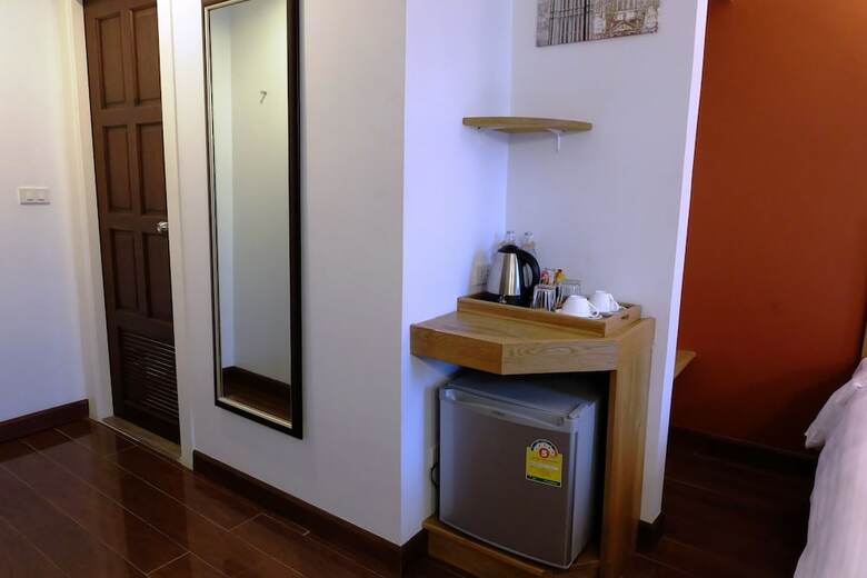 Cozy At 9 Hotel And Kitchen
