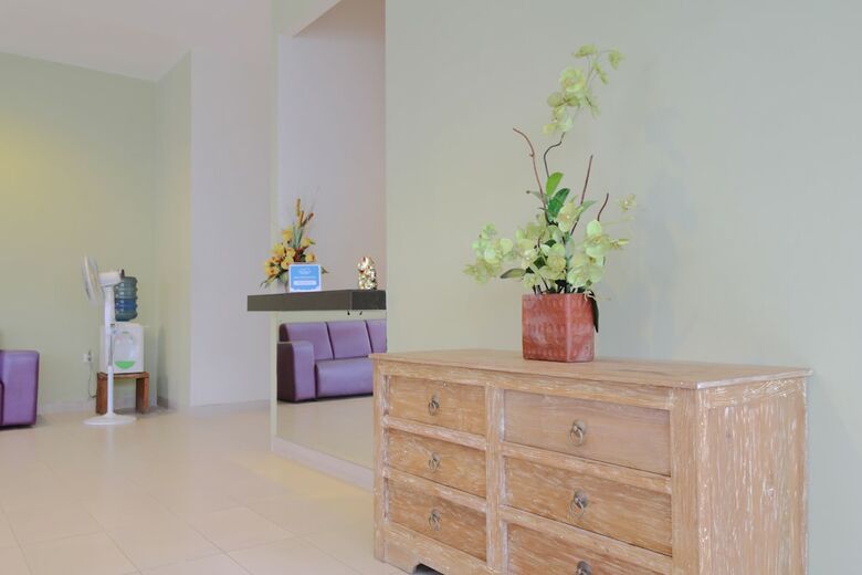 Hotel Airy Pecinan Pasar Semawis Kalikuping 18 Semarang