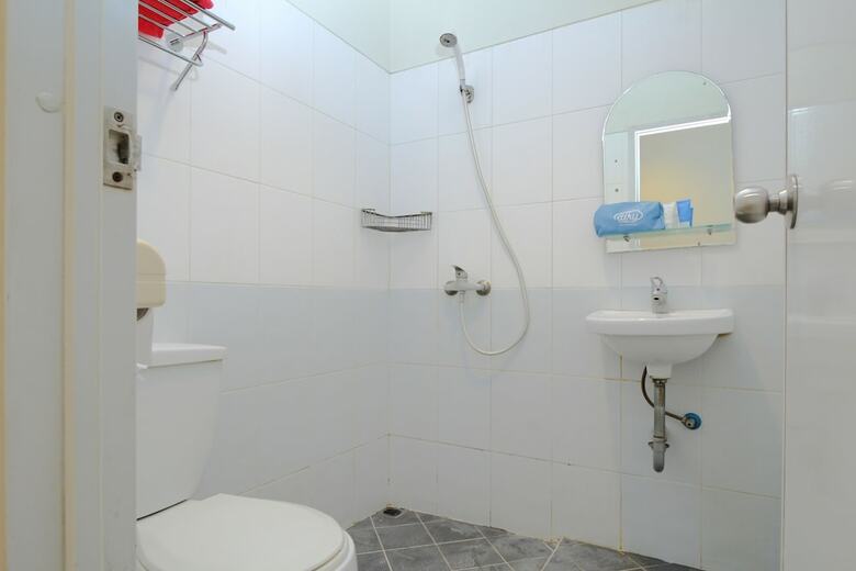 Hotel Airy Pecinan Pasar Semawis Kalikuping 18 Semarang