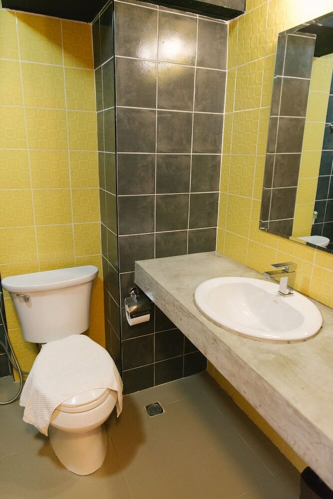 Hotel R1 Boutique Serviced Apartment