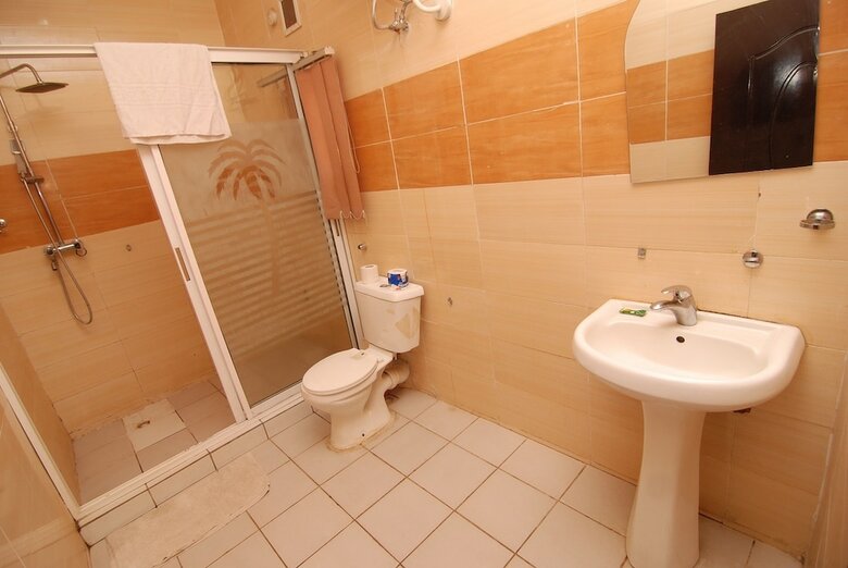 Pine Crest Exclusive Hotel & Suite