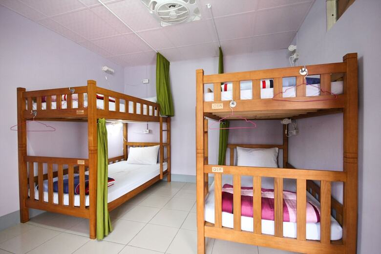 Hostal Puli Center Center Hostel