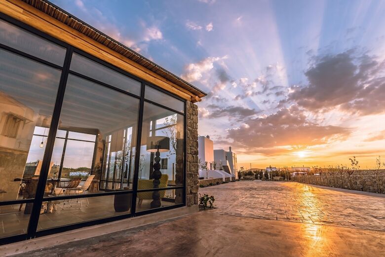 Hotel Portes Mykonos Suites & Villas