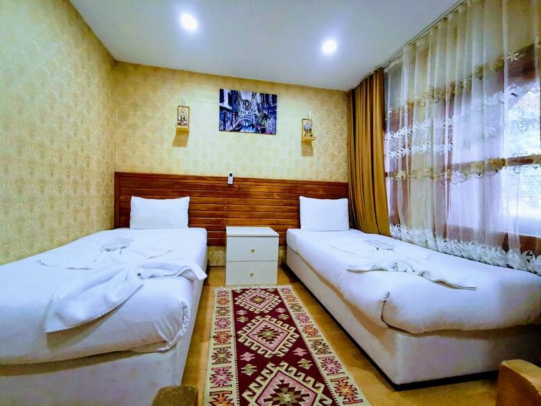Hotel Otantik Guest House