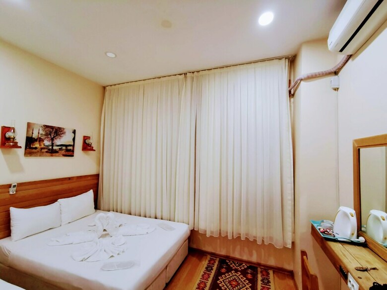 Hotel Otantik Guest House