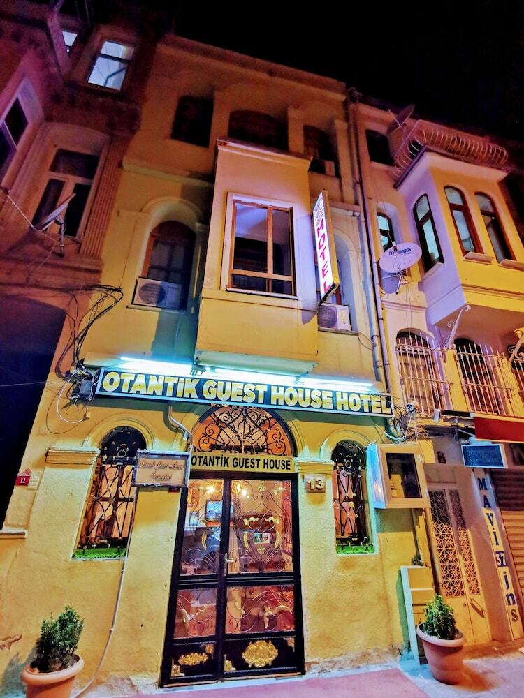 Hotel Otantik Guest House