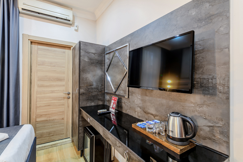 Hotel La Pazza Suites
