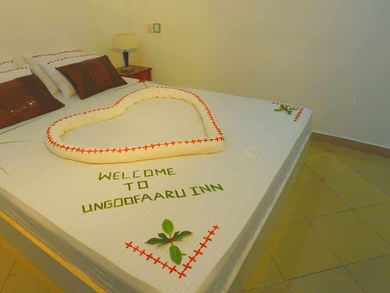 Hotel Ungoofaar Inn