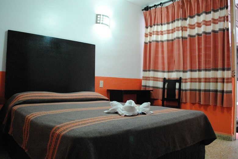 Hotel Jim�nez