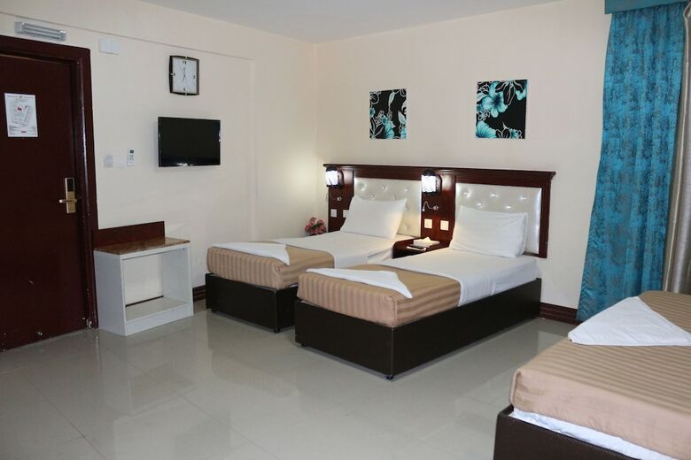 Mariana Hotel