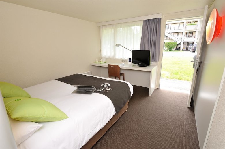 Hotel Campanile Saint Quentin